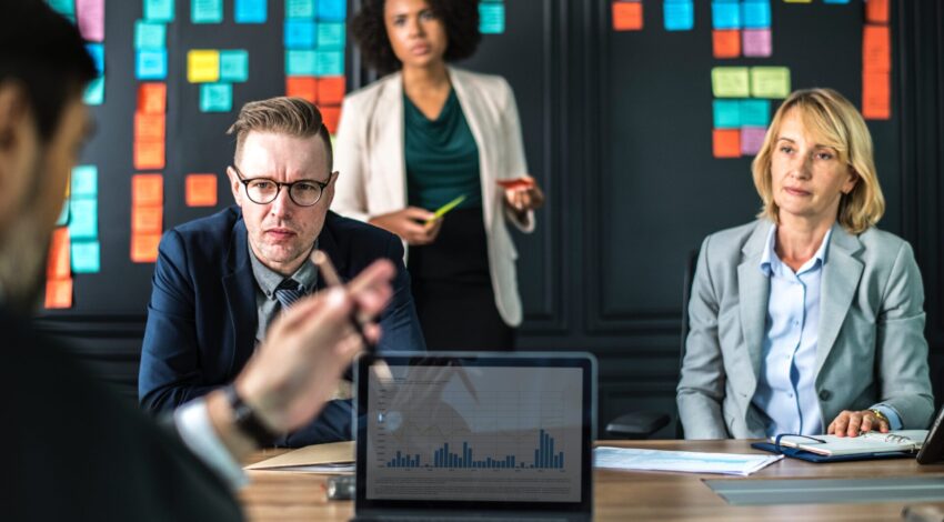 Meglio un’agenzia SEO o un consulente SEO?